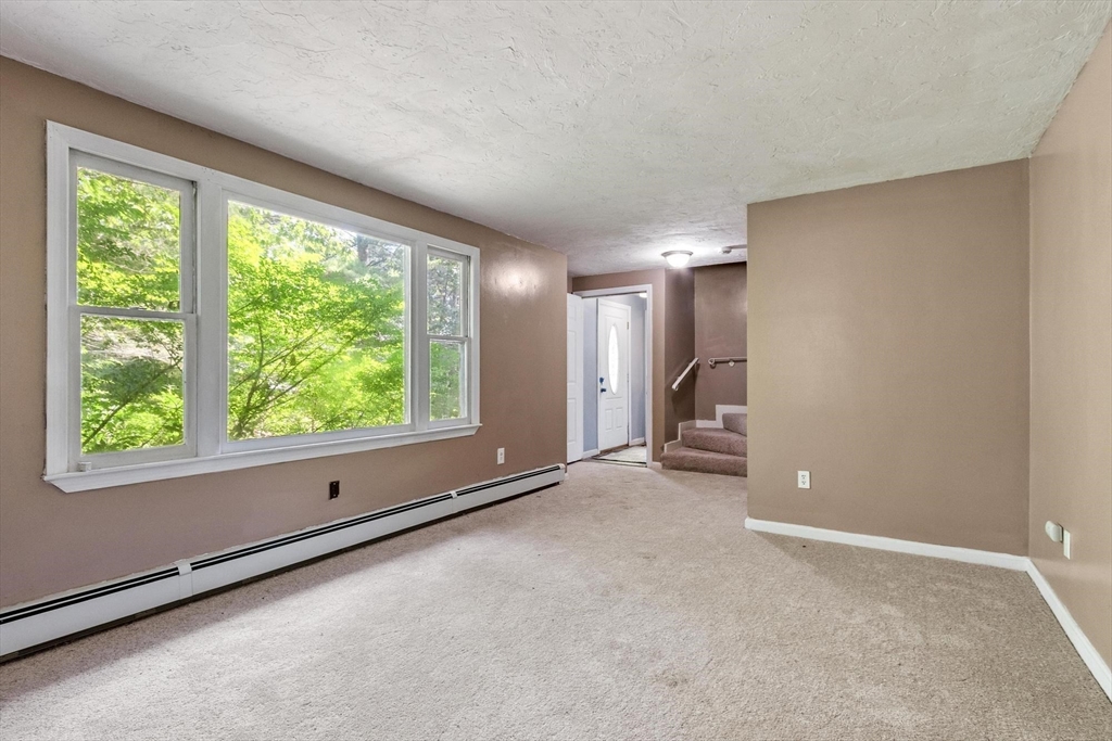 196 Hayden Road, Unit 196 Groton, MA 01450 - Photo 4 of 23