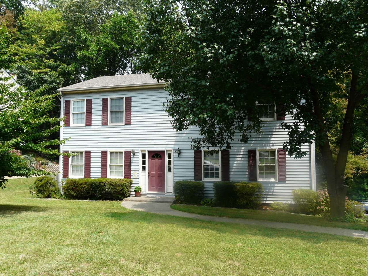 6030 Burnham Road Roanoke, VA 24018 - Photo 1 of 19 Front