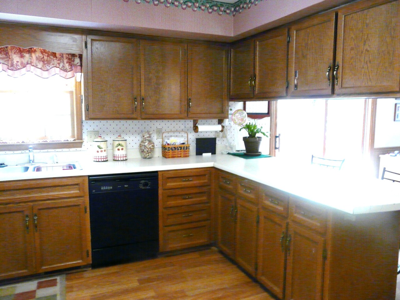 6030 Burnham Road Roanoke, VA 24018 - Photo 12 of 19 Kitchen View #2