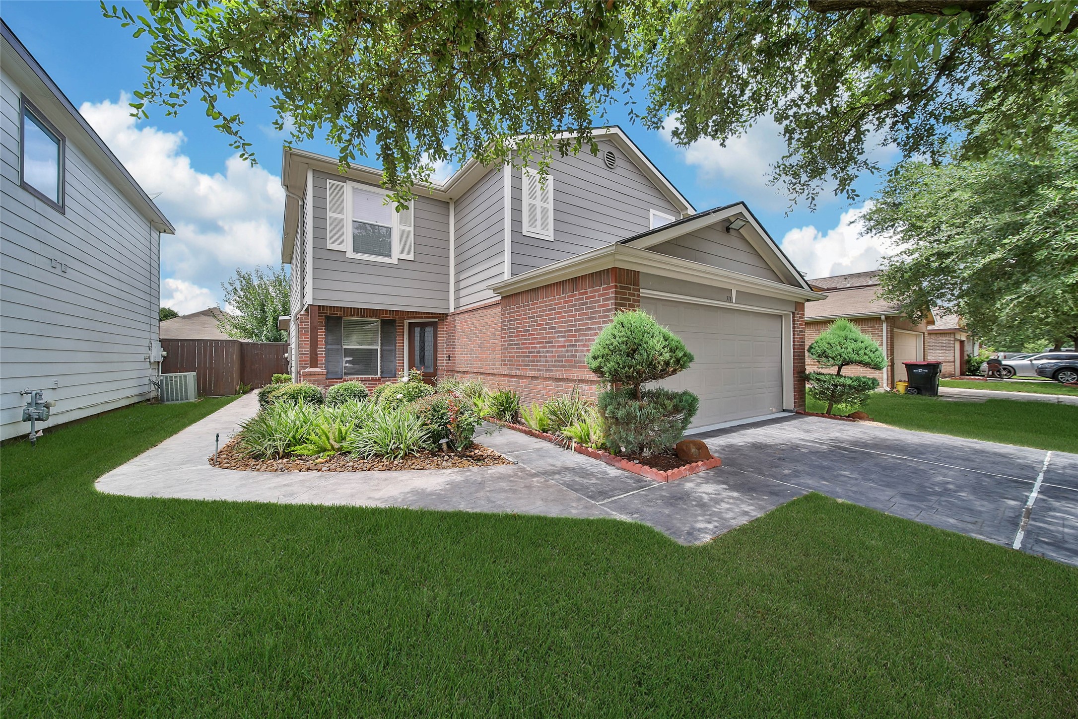 711 Remwick Drive Houston, TX 77073 - Photo 1 of 32