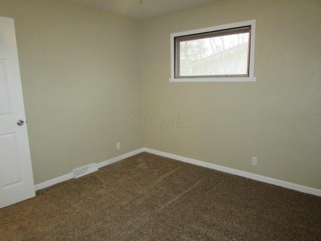270 Overdrive Road Newark, OH 43056 - Photo 8 of 12 Gallery Image 8