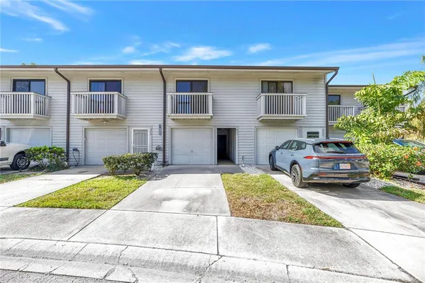 $250,000 | 6462 92nd Place North, Unit 803, Pinellas Park, FL 33782