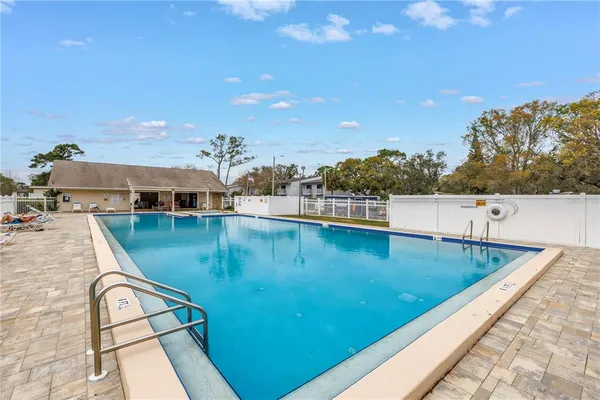 $250,000 | 6462 92nd Place North, Unit 803, Pinellas Park, FL 33782