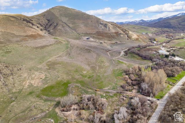 5337 East Maple Creek Road, Unit 1 Franklin, ID 83237 - Photo 6 of 28 Mountain view