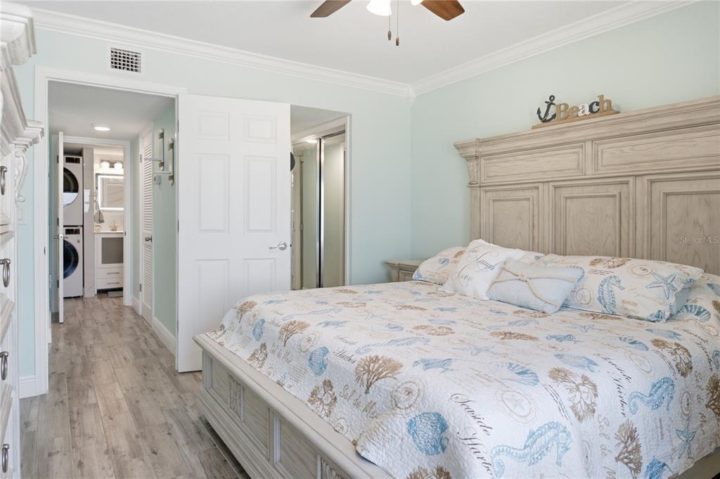 14800 Gulf Boulevard, Unit 303 Madeira Beach, FL 33708 - Photo 23 of 34