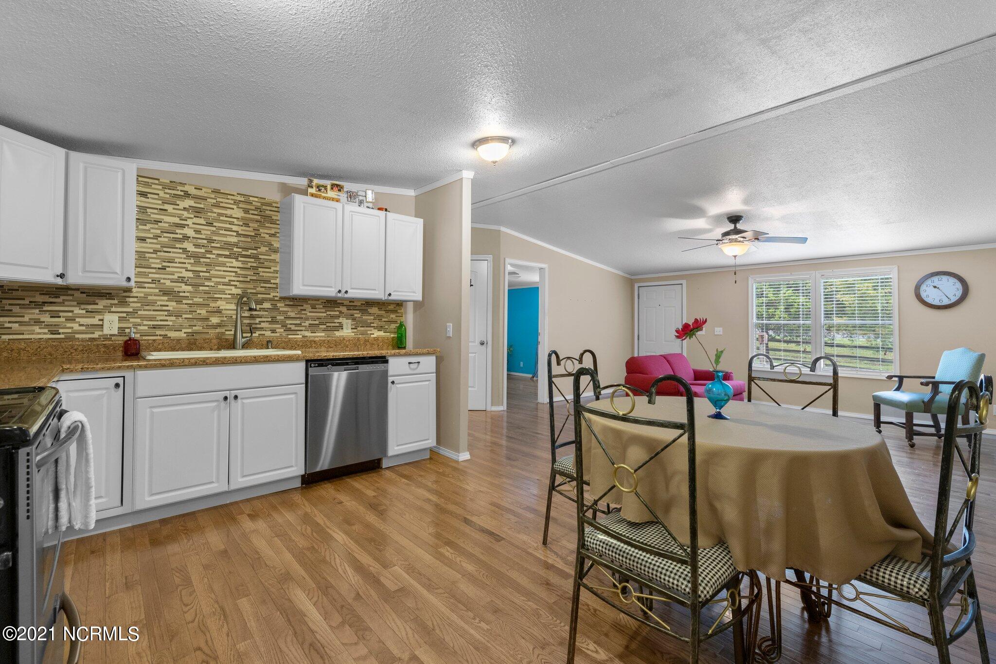 1477 Farm Life School Road Carthage, NC 28327 - Photo 13 of 32 Spacious kitchen! Stainless steel appliances!