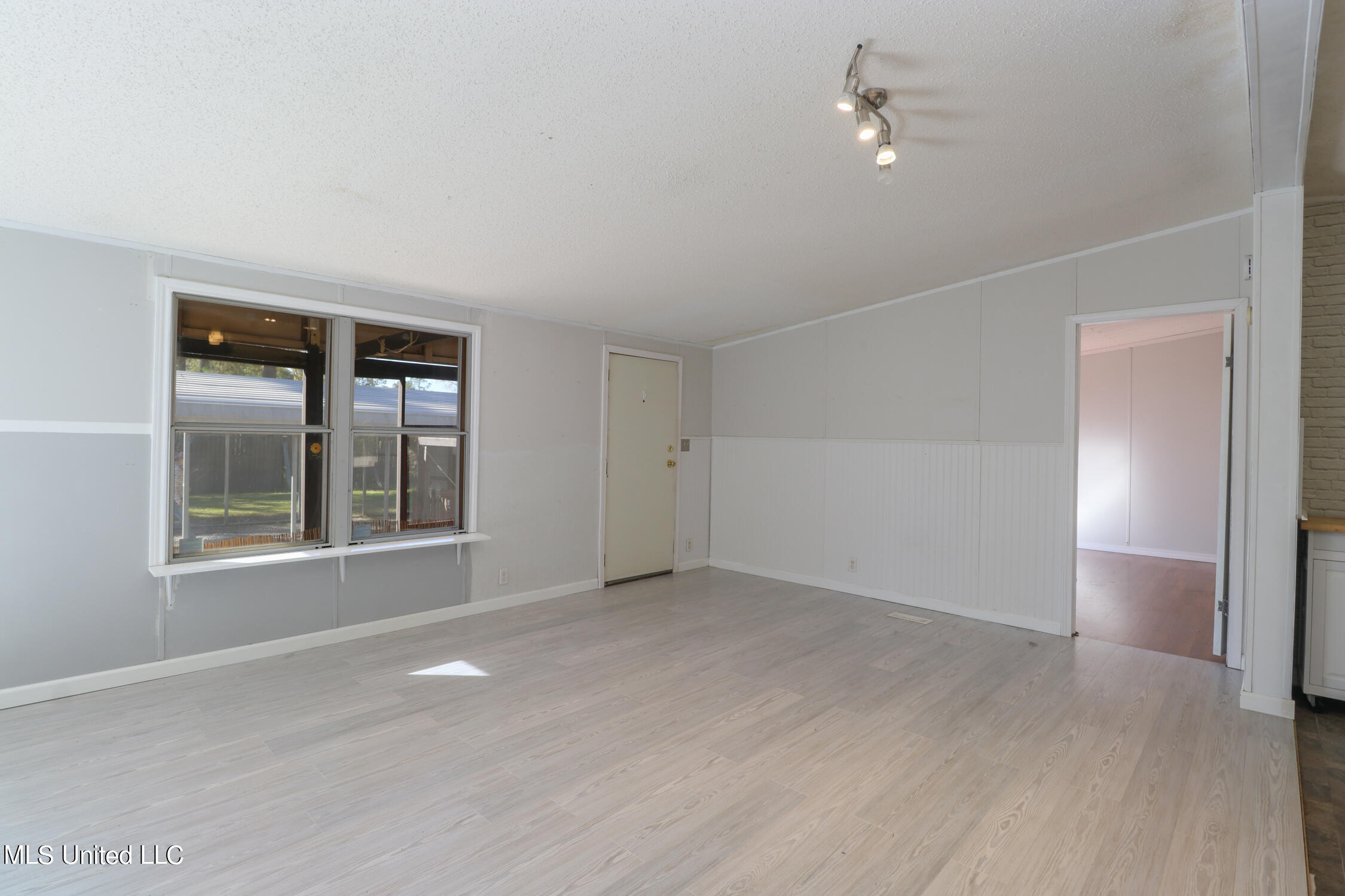 7467 Thompson Road Long Beach, MS 39560 - Photo 7 of 22 7467 Thompson Road, Long Beach