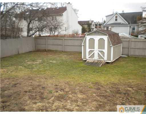 8 Ranchwood Court Edison, NJ 08817 - Photo 8 of 8 Gallery Image 8
