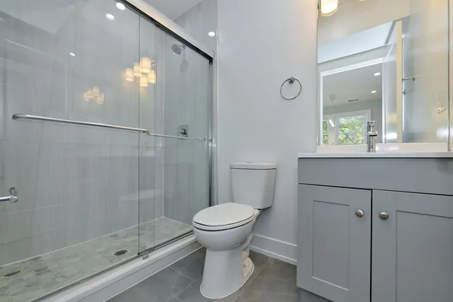 $2,395 | 2127 South Marshall Boulevard, Unit 2, Chicago, IL 60623