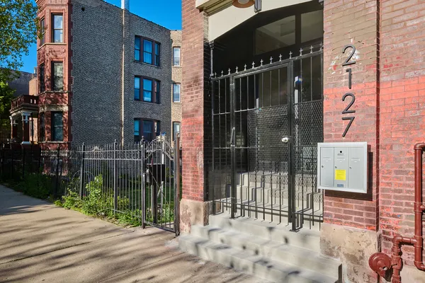 $2,395 | 2127 South Marshall Boulevard, Unit 2, Chicago, IL 60623