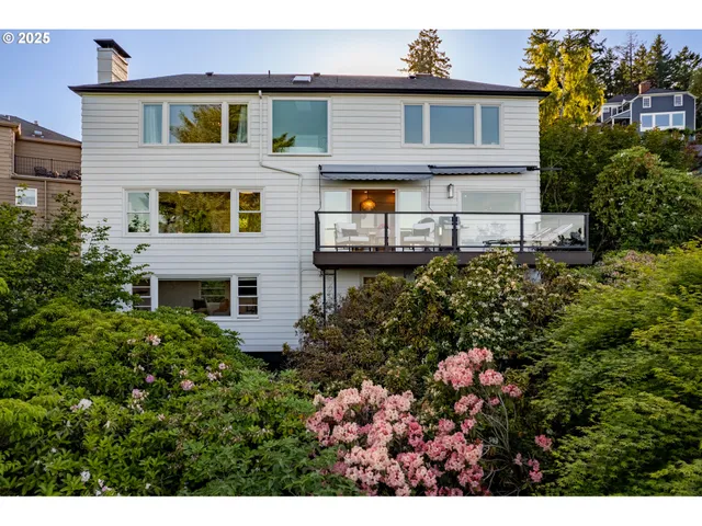 $1,100,000 | 6442 Southwest Parkhill Drive, Portland, OR 97239