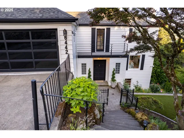 $1,100,000 | 6442 Southwest Parkhill Drive, Portland, OR 97239
