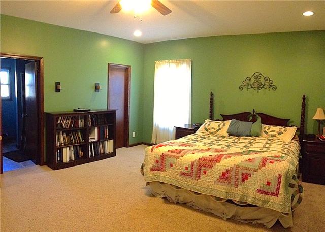 2678 Kinneys Road Cedar Hill, TN 37032 - Photo 8 of 17 Large master bedroom with walk-in closet, full bath and rear deck access.