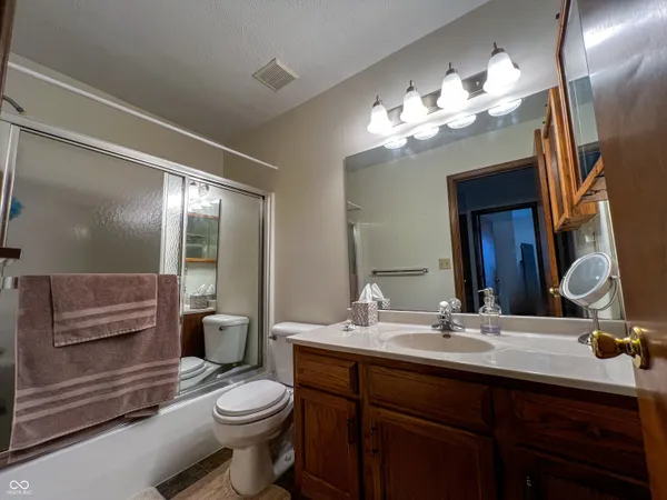 $299,000 | 346 Northside Drive, Batesville, IN 47006