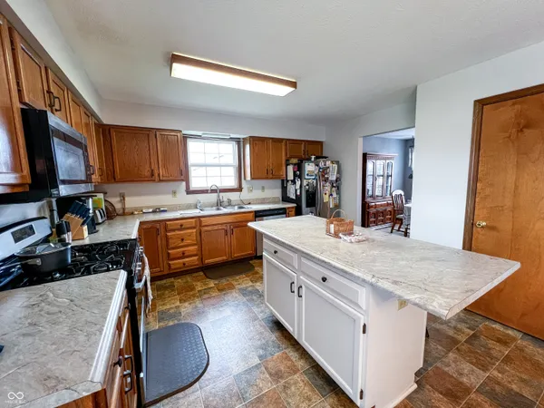 $299,000 | 346 Northside Drive, Batesville, IN 47006