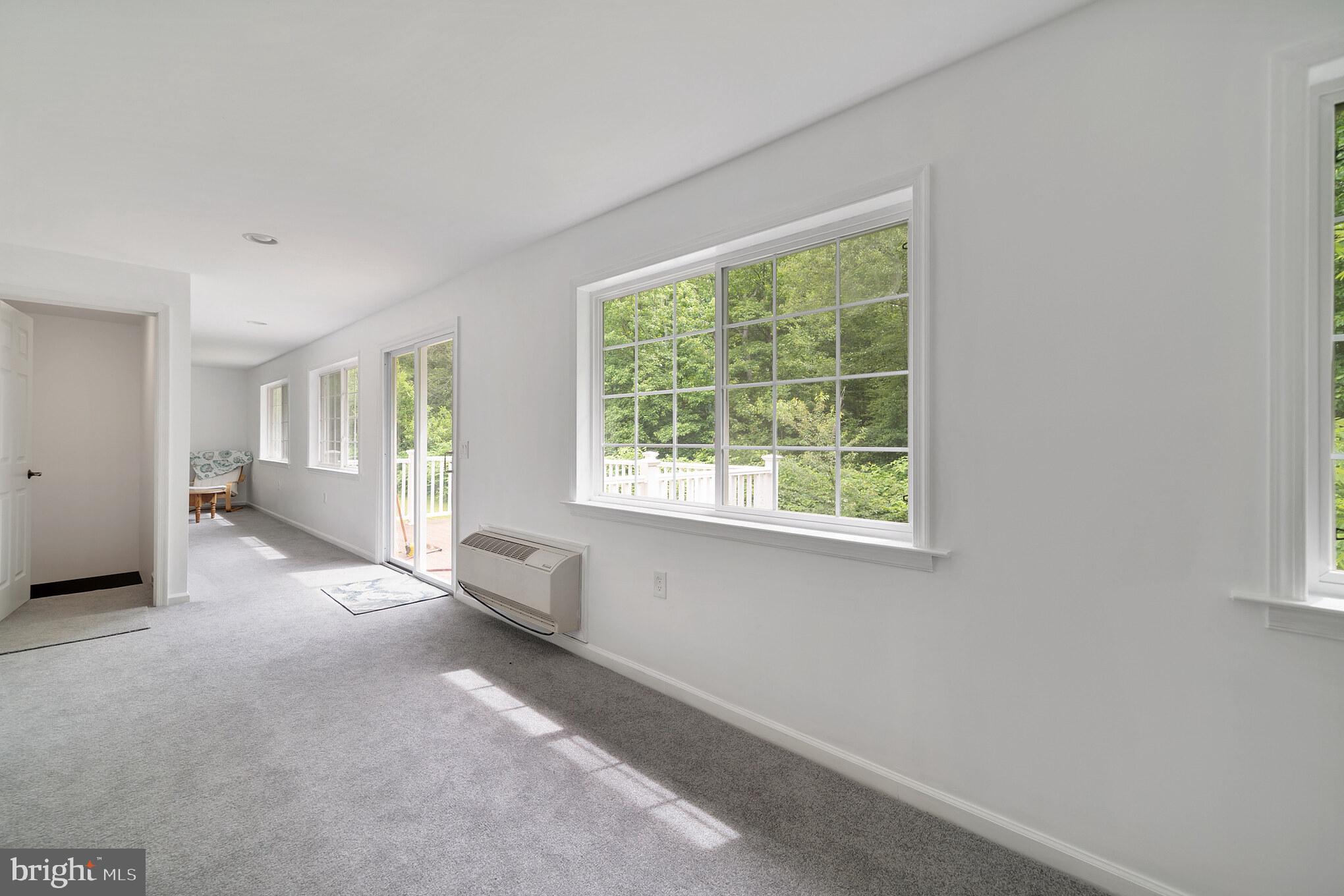 1023 Beach Road Baltimore, MD 21221 - Photo 16 of 31