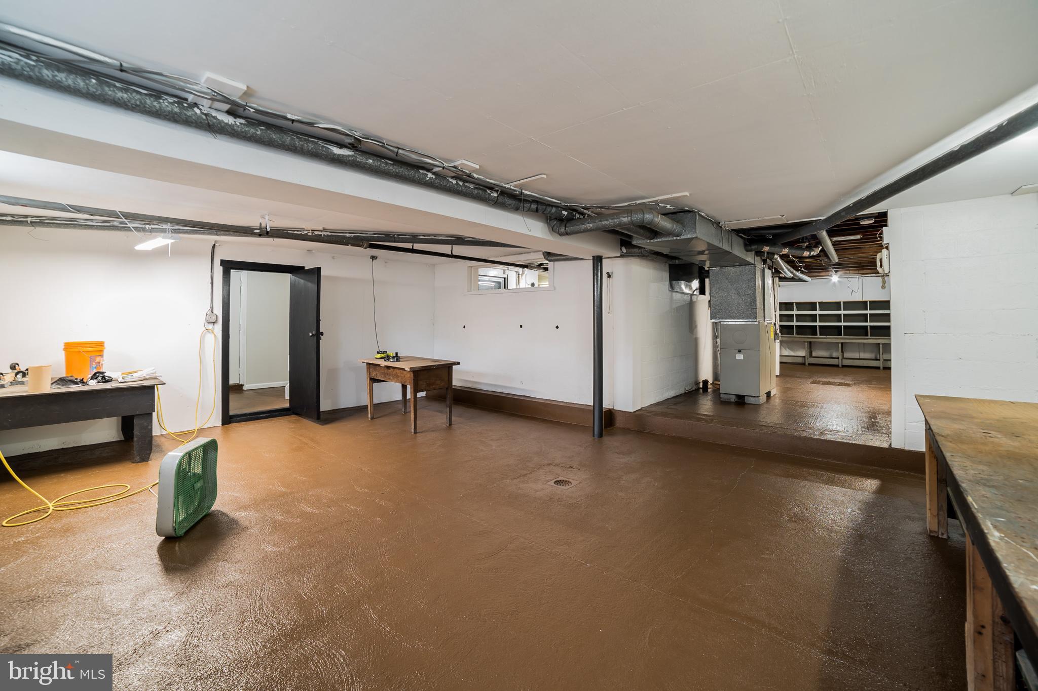 1023 Beach Road Baltimore, MD 21221 - Photo 22 of 31