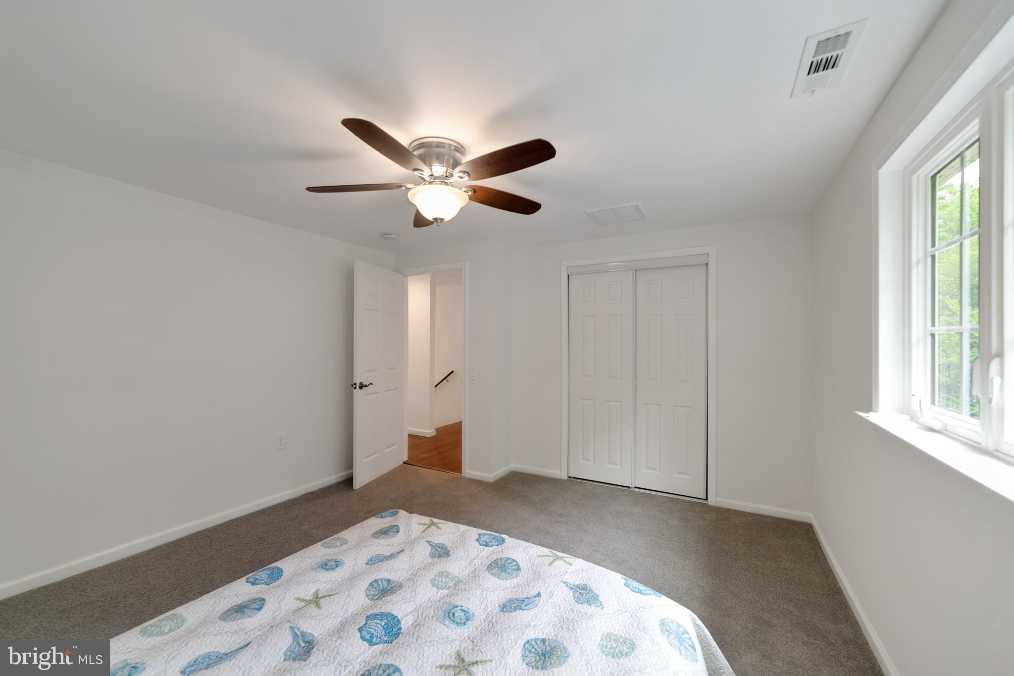 1023 Beach Road Baltimore, MD 21221 - Photo 27 of 31