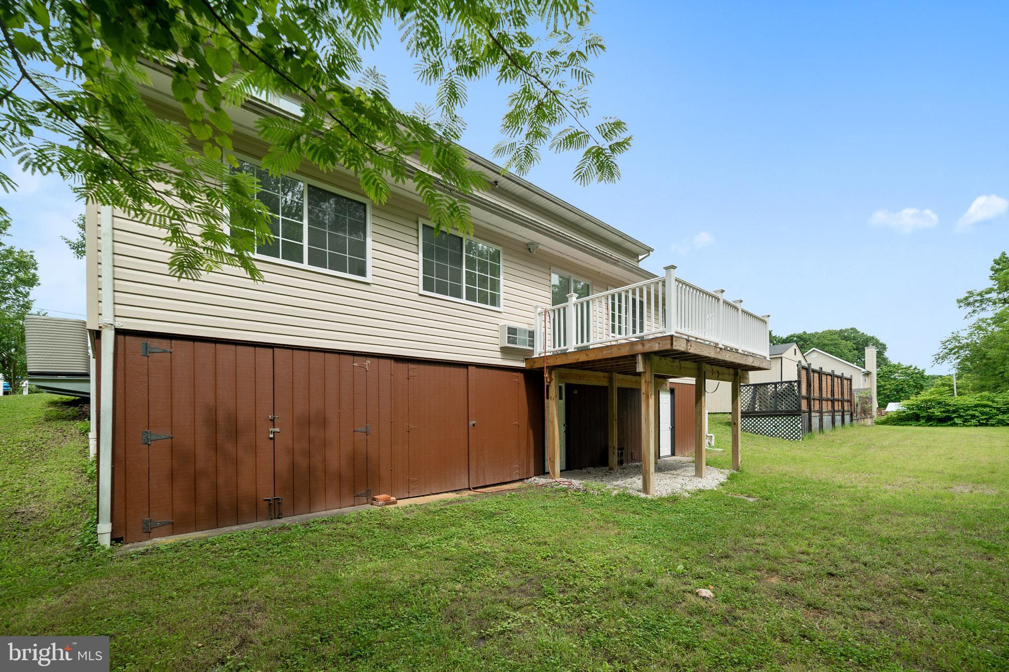 1023 Beach Road Baltimore, MD 21221 - Photo 5 of 31