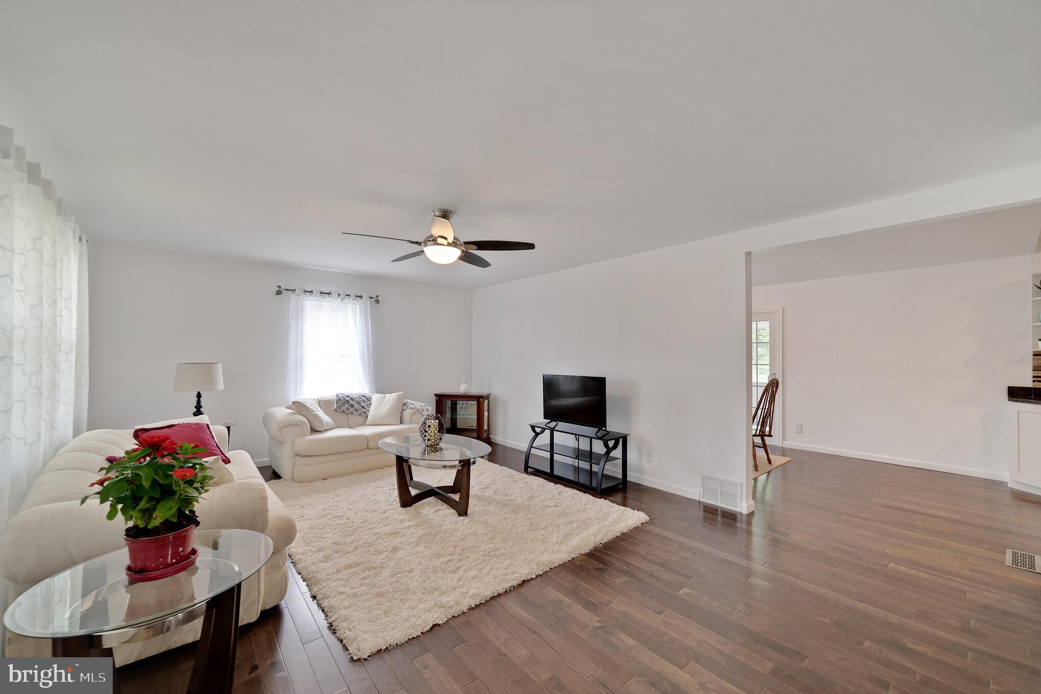 1023 Beach Road Baltimore, MD 21221 - Photo 8 of 31