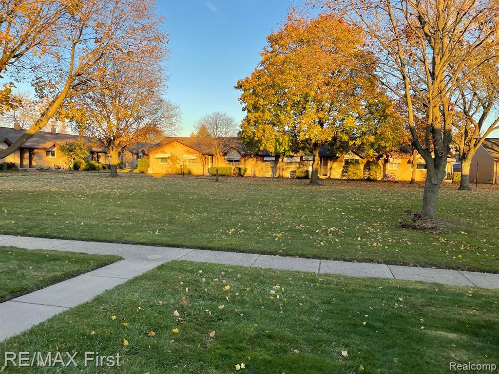 8401 18 18 Mile Road, Unit 99 Sterling Heights, MI 48313 - Photo 34 of 36