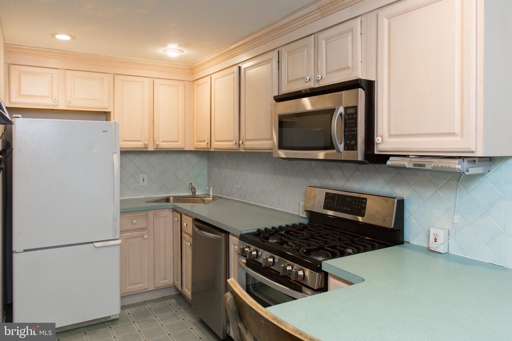 130 Academy Road Clifton Heights, PA 19018 - Photo 14 of 36 Gallery Image 14
