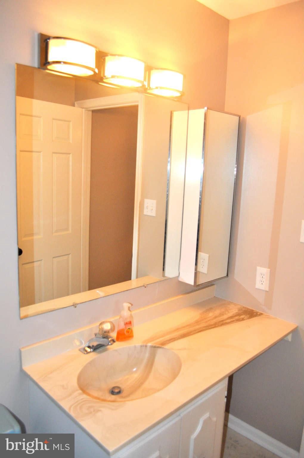 438 Ferry Road Fredericksburg, VA 22405 - Photo 17 of 29 Bath