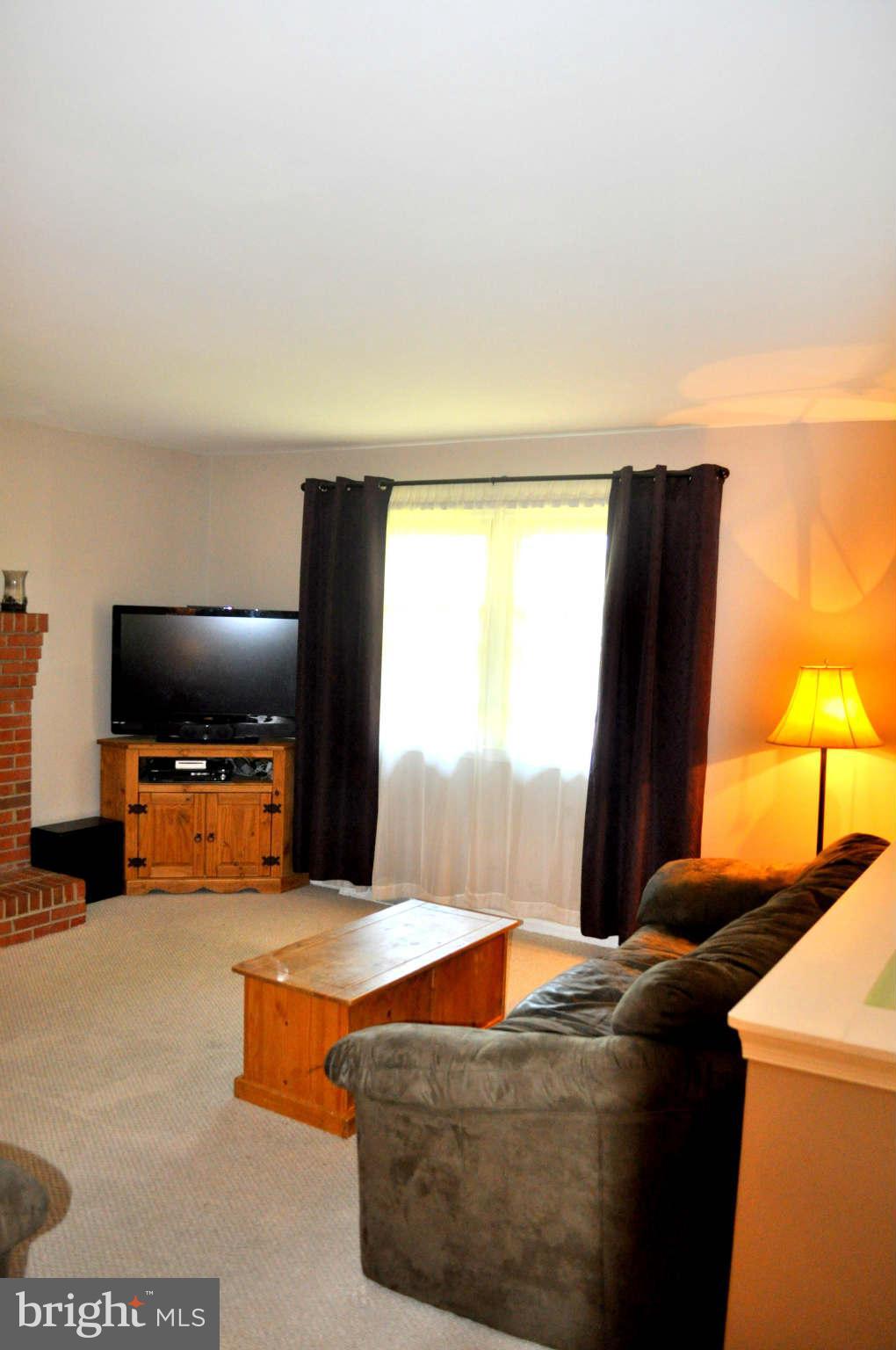 438 Ferry Road Fredericksburg, VA 22405 - Photo 20 of 29 Family Room