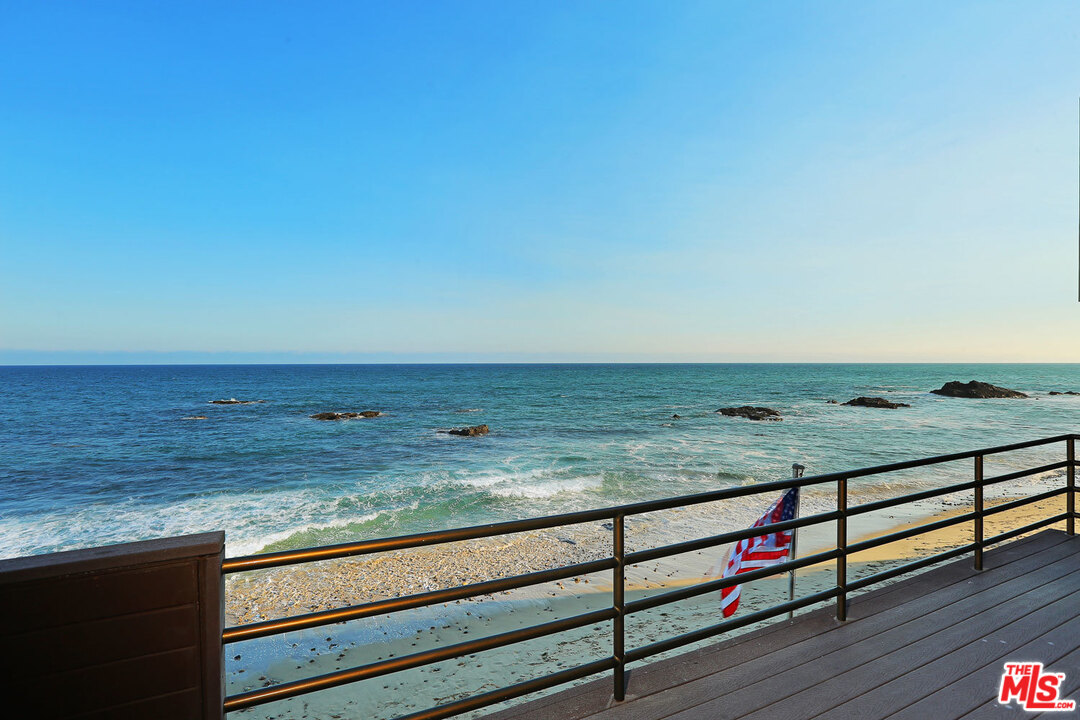 24916 Malibu Road Malibu, CA 90265 - Photo 11 of 39