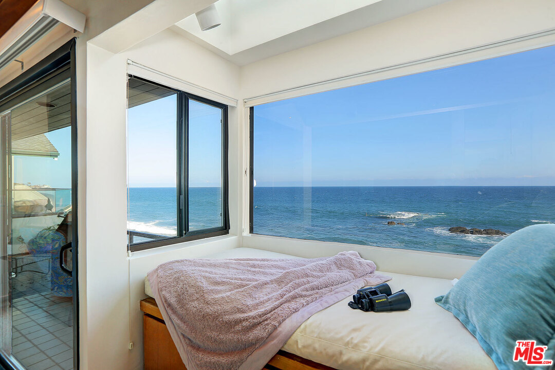 24916 Malibu Road Malibu, CA 90265 - Photo 22 of 39