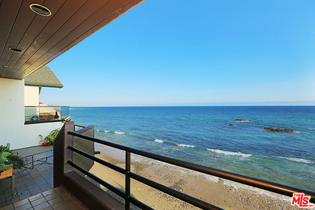 24916 Malibu Road Malibu, CA 90265 - Photo 23 of 39