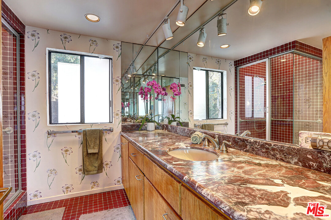 24916 Malibu Road Malibu, CA 90265 - Photo 26 of 39