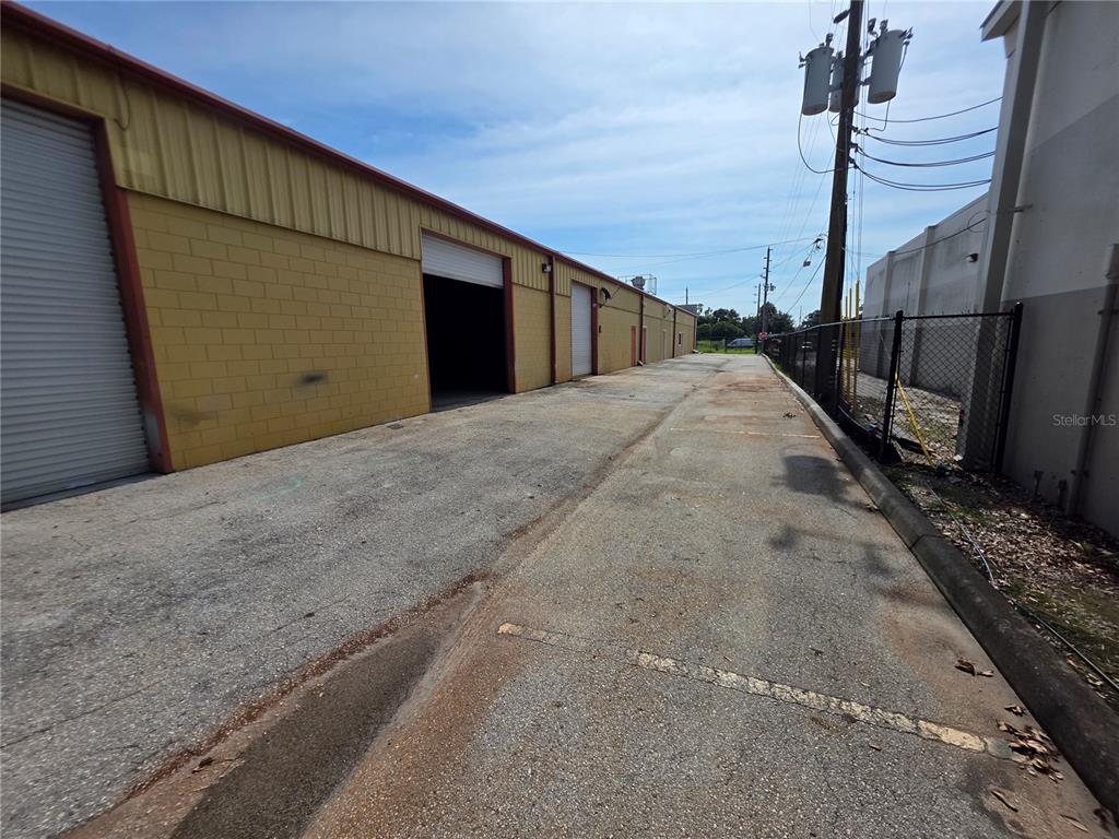 1400 Jordan Avenue, Unit 3 & 4 Orlando, FL 32809 - Photo 11 of 12 a view of balcony