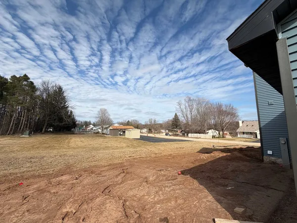 $399,900 | 1801 Southland Lane, New London, WI 54961