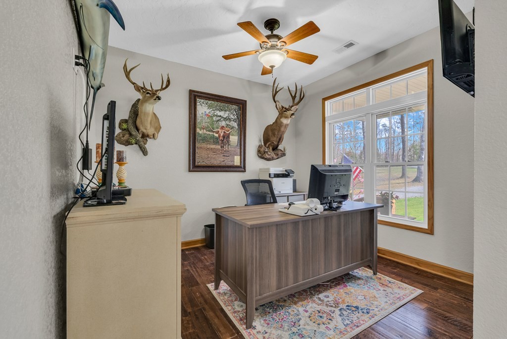700 Falls Road Monterey, TN 38574 - Photo 8 of 72