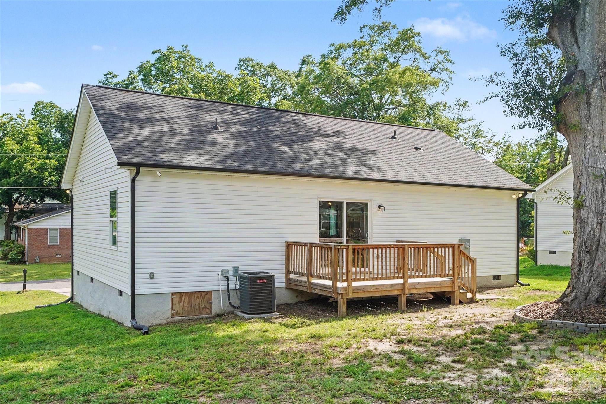 108 Marion Street Lancaster, SC 29720 - Photo 14 of 16