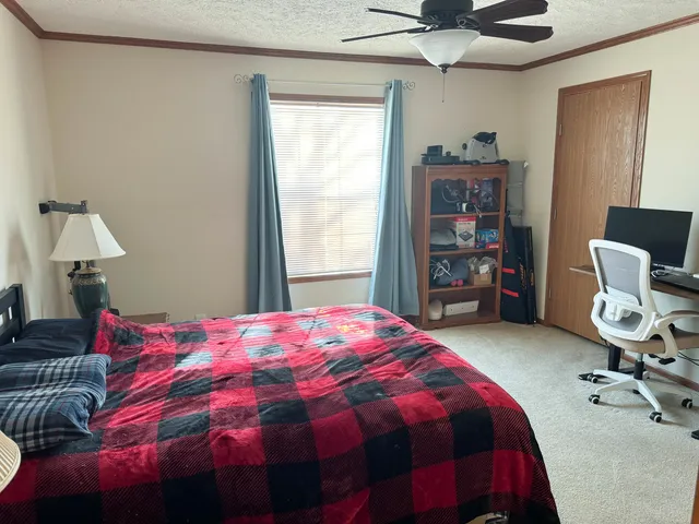 $199,900 | 320 North Old Marion Road, Goreville, IL 62939