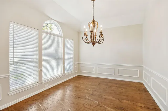 $474,900 | 6645 Barclay Lane, Garland, TX 75044