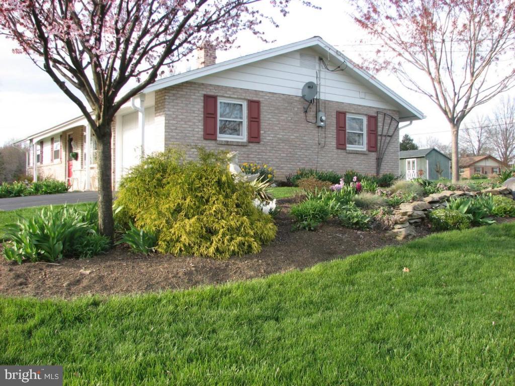 1041 Nissley Road Lancaster, PA 17601 - Photo 2 of 10 Gallery Image 2