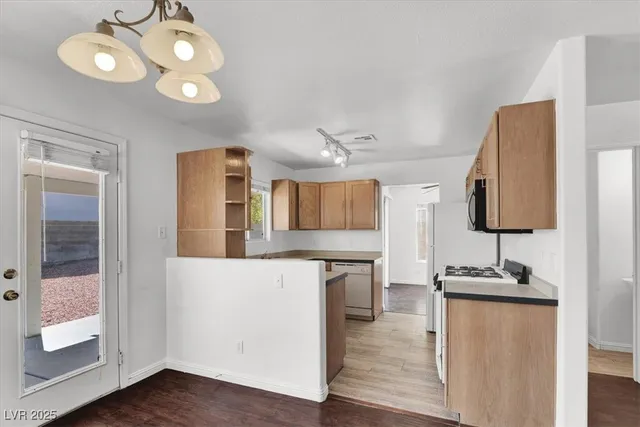 $2,050 | 8217 Beekman Street, Las Vegas, NV 89147