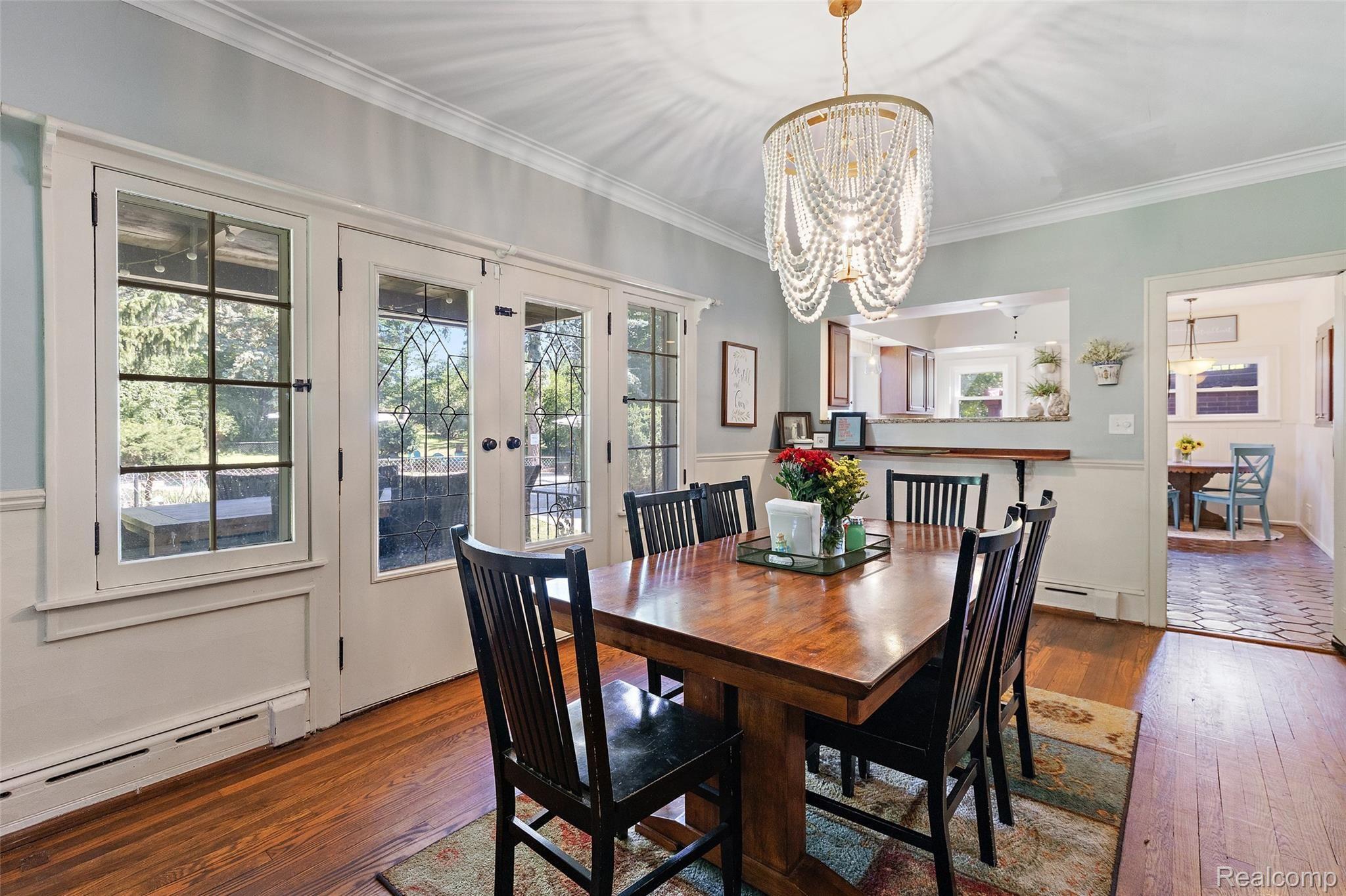 85 Barrington Road Bloomfield Hills, MI 48302 - Photo 11 of 45 85 Barrington - Formal Dining Room with Patio Access