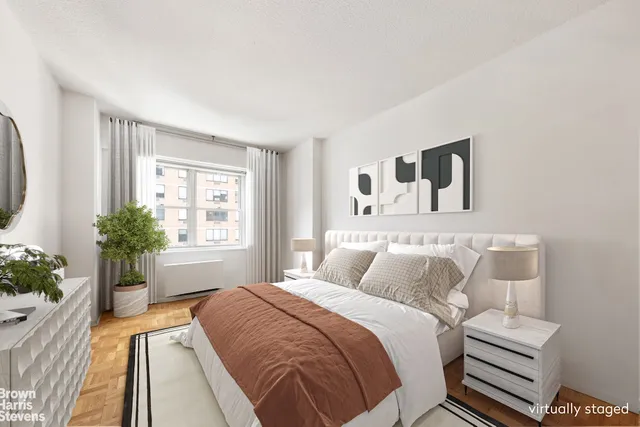 $1,420,000 | 60 East 8th Street, Unit 12N | Greenwich Village