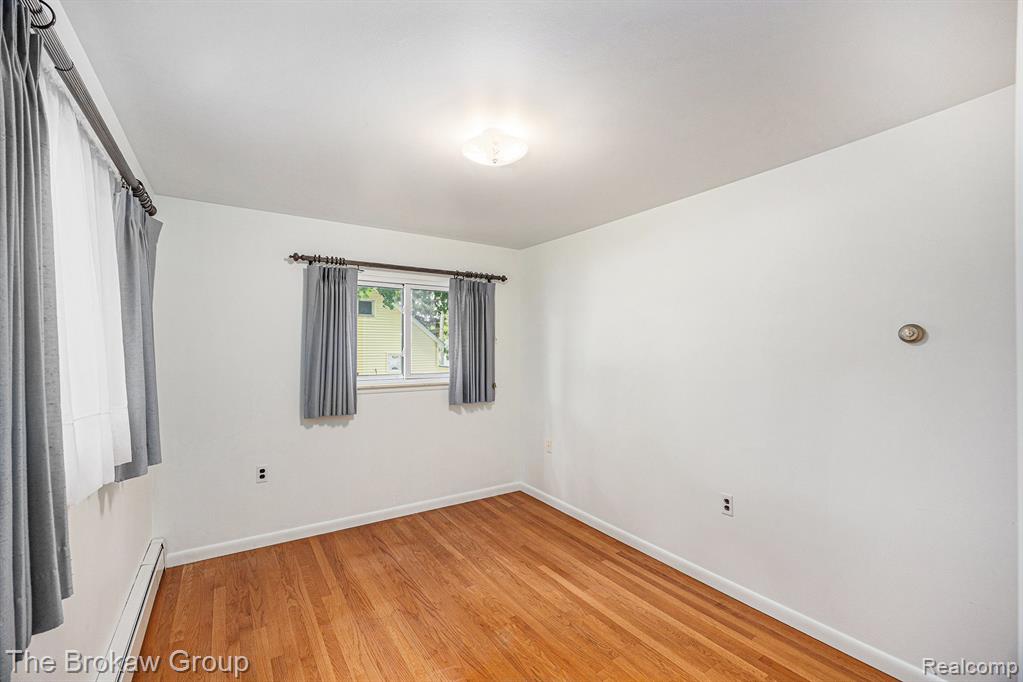 2724 Harrison Avenue Rochester Hills, MI 48307 - Photo 10 of 20
