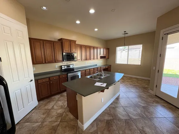$2,400 | 15234 West Voltaire Street, Surprise, AZ 85379