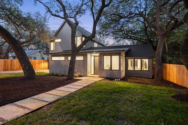 $1,100,000 | 2611 Oak Crest Avenue, Unit B, Austin, TX 78704