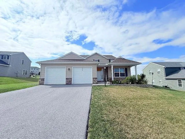 $479,900 | 206 Eagle Road, Dillsburg, PA 17019