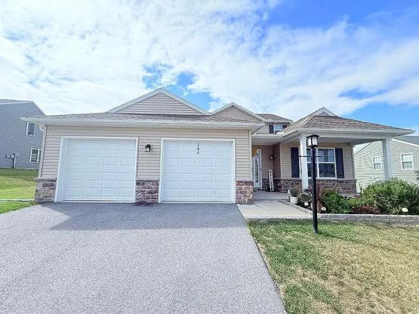 $479,900 | 206 Eagle Road, Dillsburg, PA 17019
