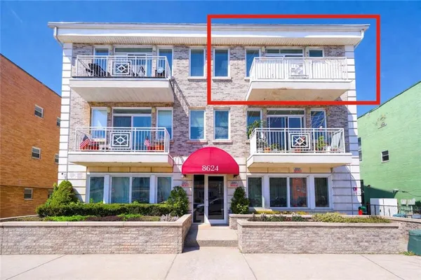 $799,000 | 8624 24th Avenue, Unit 3B | Gravesend