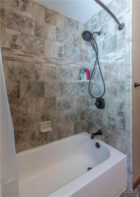 3541 Gun Club Road Nazareth, PA 18064 - Photo 27 of 41 a bathroom with a bath tub