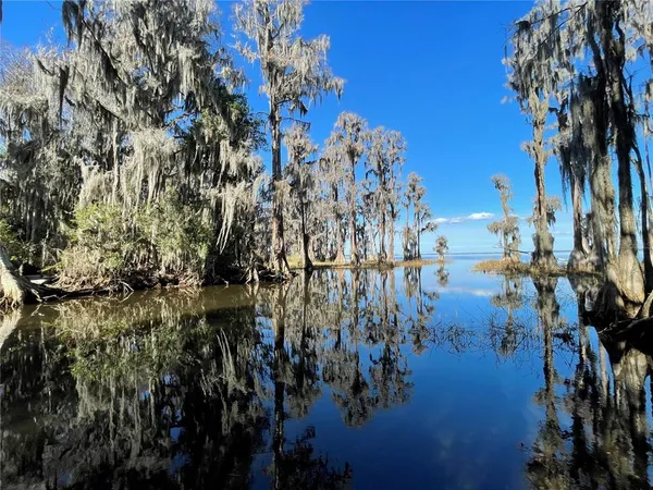 $1,500,000 | 24510 Northeast State Road 26, Melrose, FL 32666
